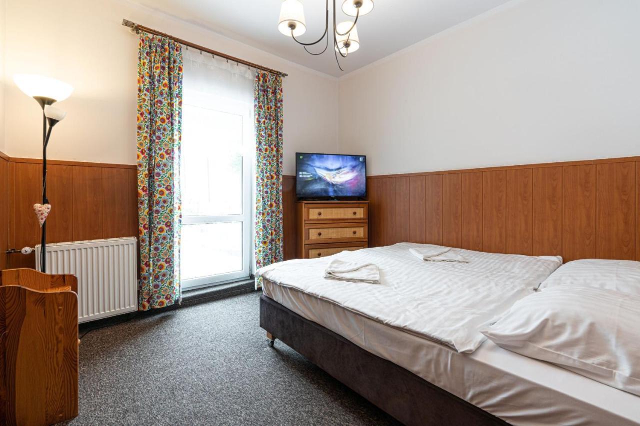 Pensjonat Beskidzki Bielsko-Biała Exterior photo